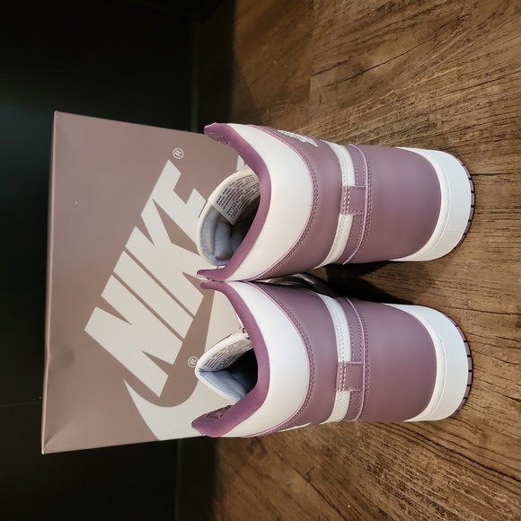 Jordan 1 Retro High OG Mauve - Picture 3 of 12